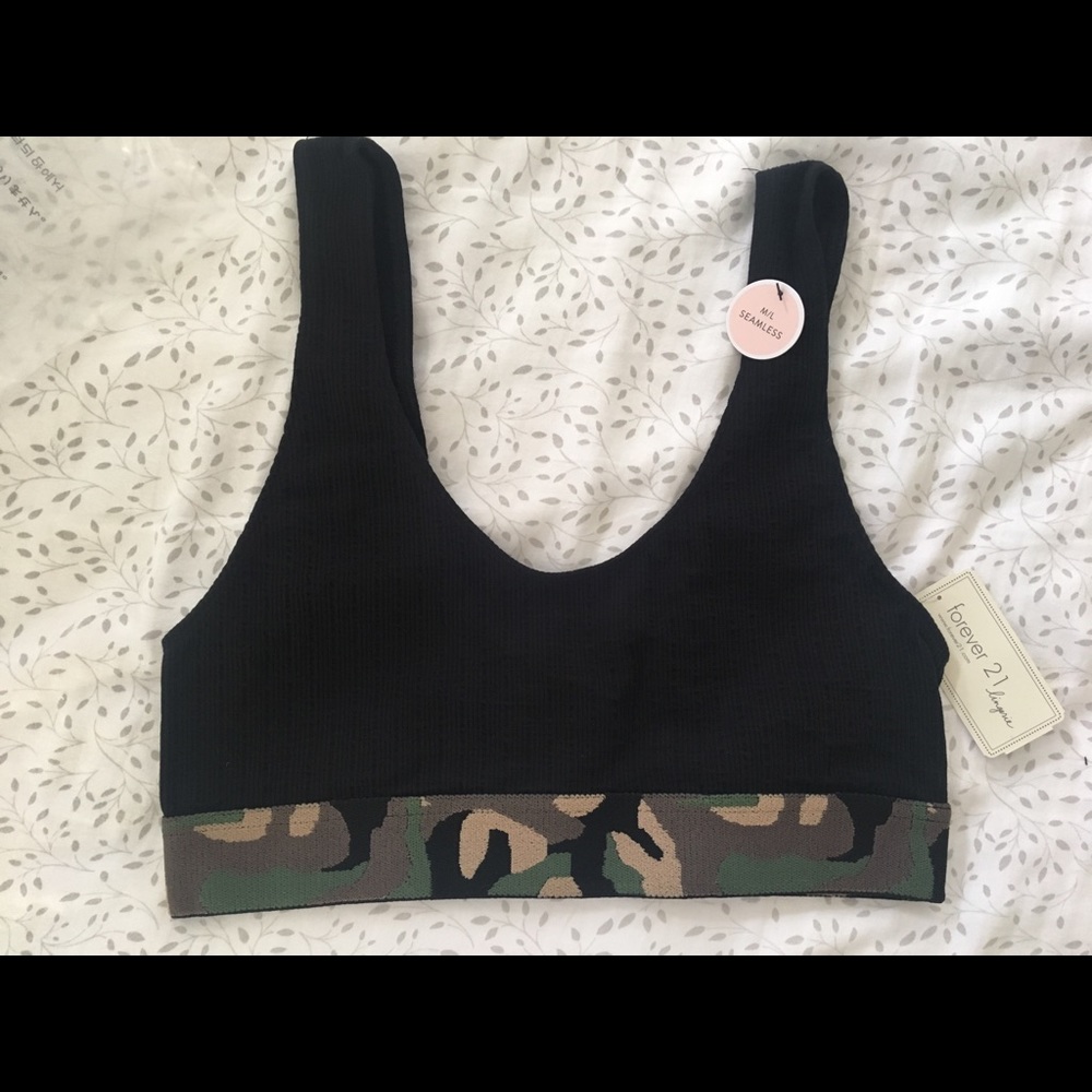 Black bra with tag